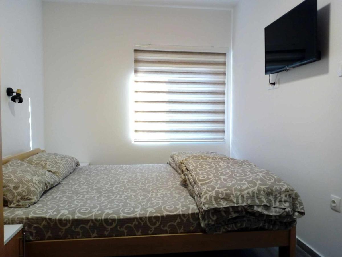 Bed and Breakfast Std Cvetkovic Crni Vrh Exterior foto