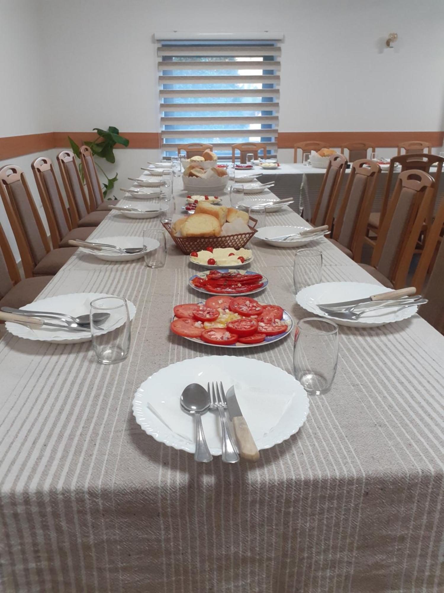 Bed and Breakfast Std Cvetkovic Crni Vrh Exterior foto